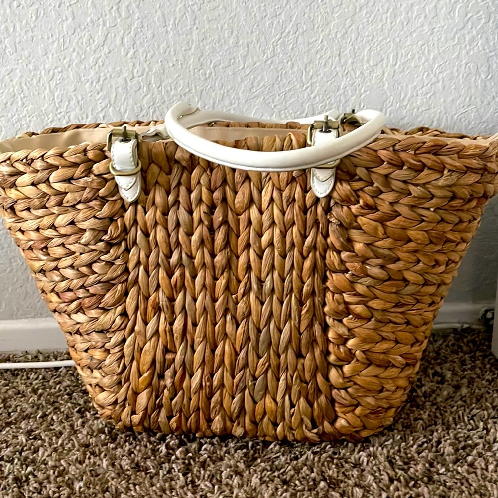 Woven basket purse Tote bag beach tote